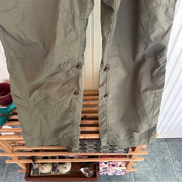 Lands End Womens Size 18 Olive Green Convertible Cargo Pants 100% Cotton - Picture 8 of 8